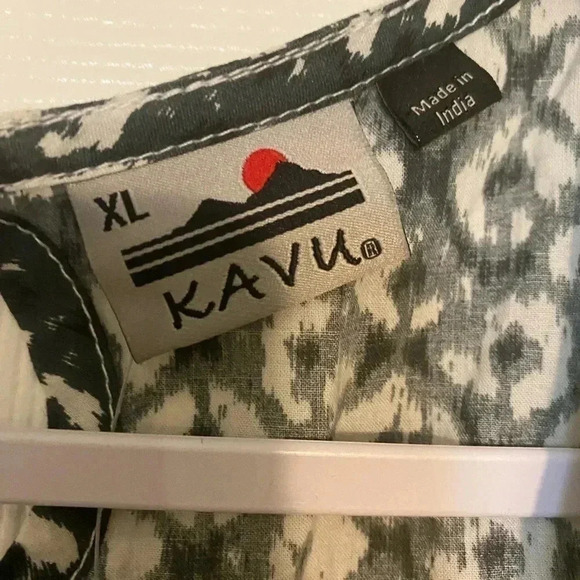 Kavu Dress green with cream and black detail - Picture 5 of 5